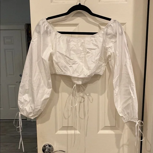 Anime Graphic White Crop Top - Picture 8 of 8